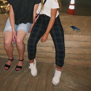 Brandy Melville pants